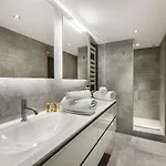 Rénové 3 Chambres, 1850, Avec Balcon Et Parking - Fr-1-564-59 * Courchevel