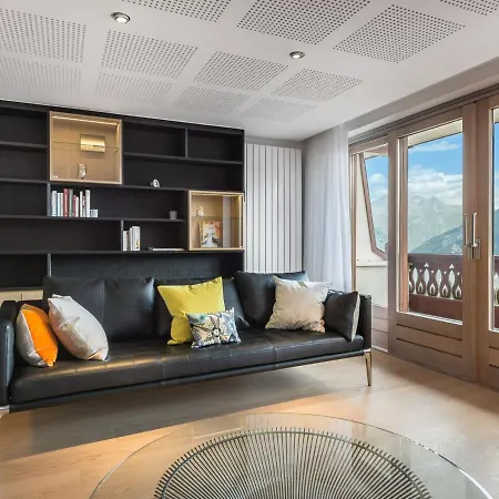 Appartement Renove 3 Chambres, 1850, Avec Balcon Et Parking - Fr-1-564-59