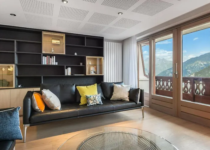 Апартаменти Renove 3 Chambres, 1850, Avec Balcon Et Parking - Fr-1-564-59