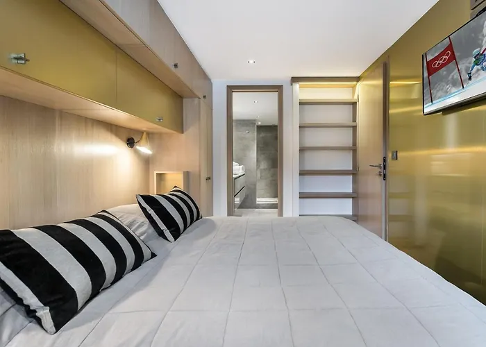 Renove 3 Chambres, 1850, Avec Balcon Et Parking - Fr-1-564-59 *